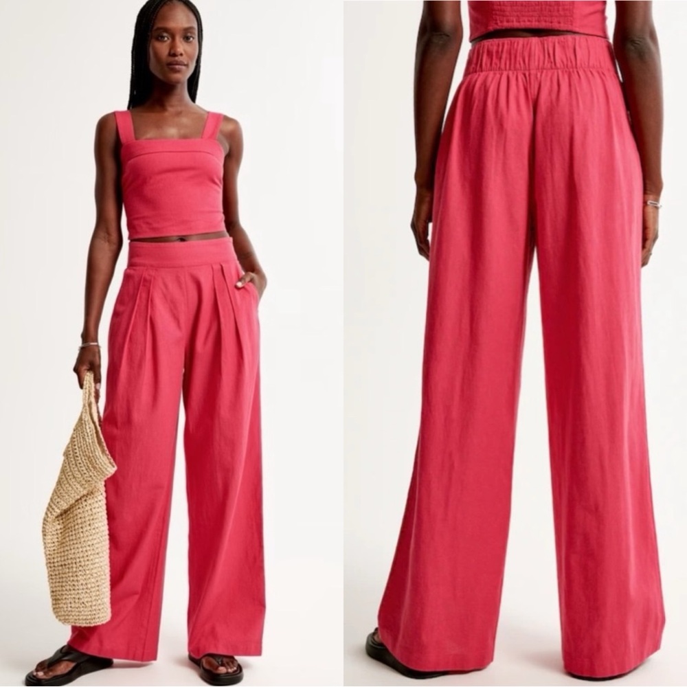 Abercrombie & Fitch Wide Leg Pants in Berry Pink
